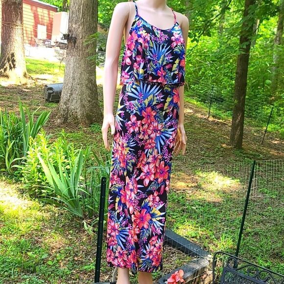 Tropical Floral Black Summer Dress - Picture 1 of 6